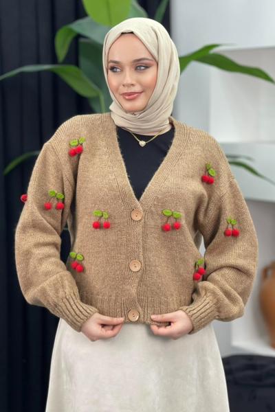 Kirazlı Hırka Sütlü Kahve